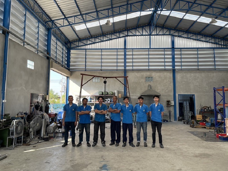 มีความรู้เชี่ยวชาญเรื่องปั้ม